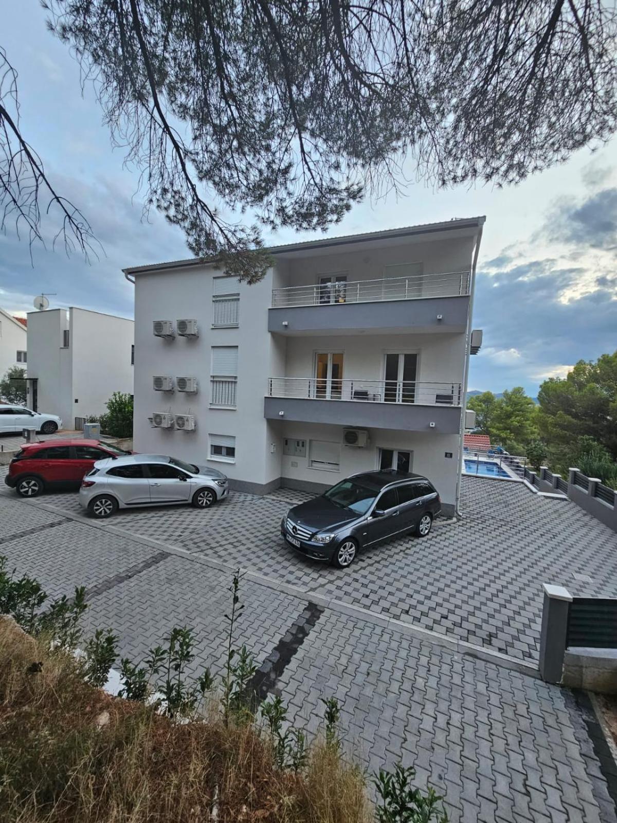 Villa Botic تروغير المظهر الخارجي الصورة